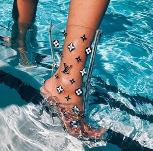 Sheron’s pool party