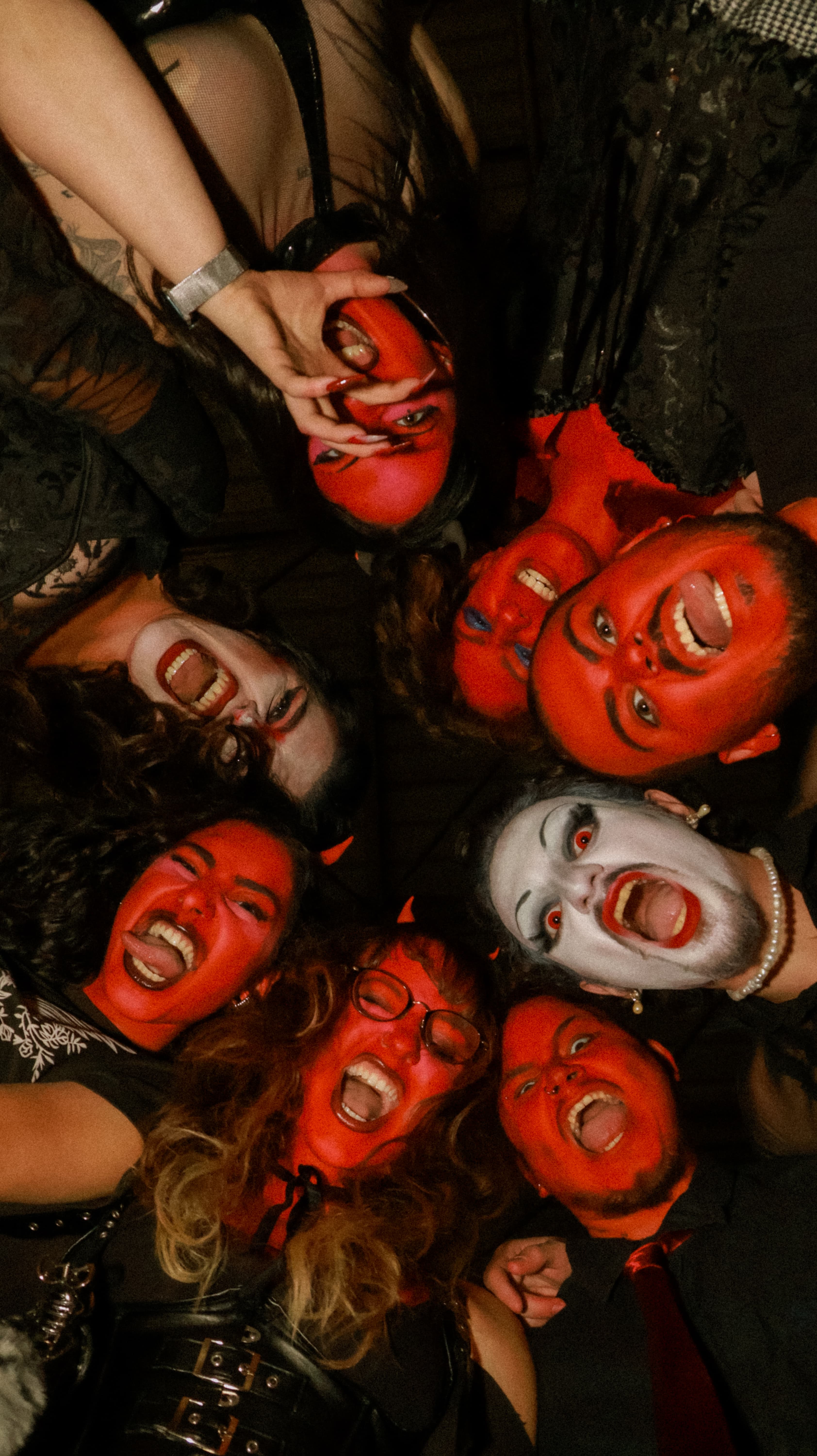דיט ודוט האלווין 🎃💀🧟♀️👹